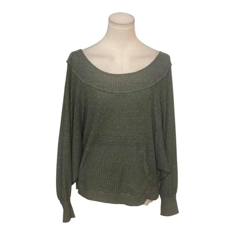 FREE PEOPLE Westend Thermal Top Shirt Size XS Oversized Army Green‎ Casual Boho